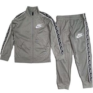 Nike Little Boys Logo Taping Jacket & Pants 2-Piece Set 4T NWT